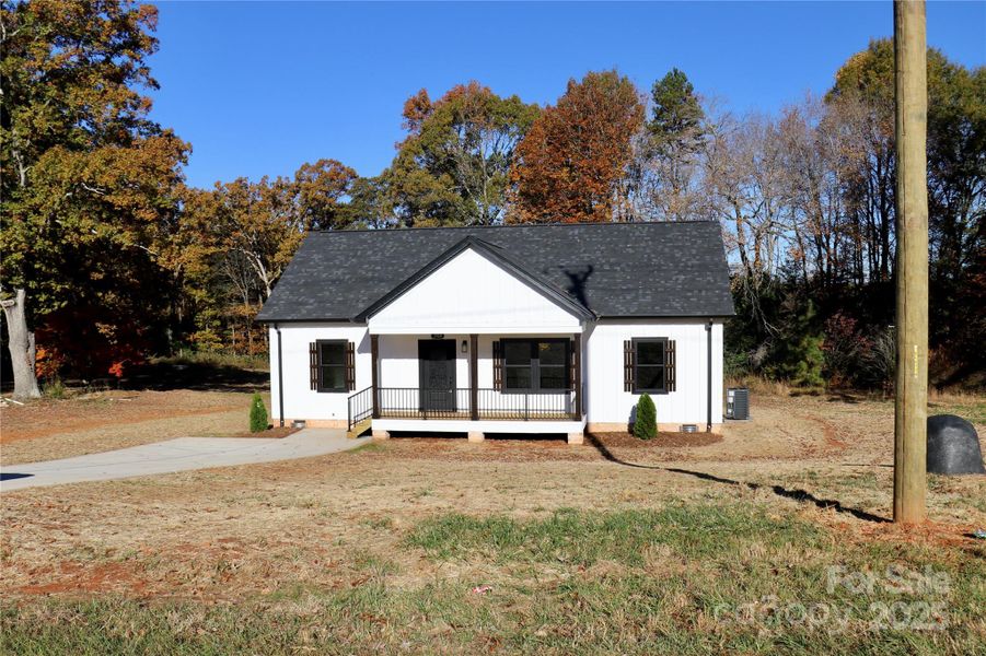 Image 34 of a home in .