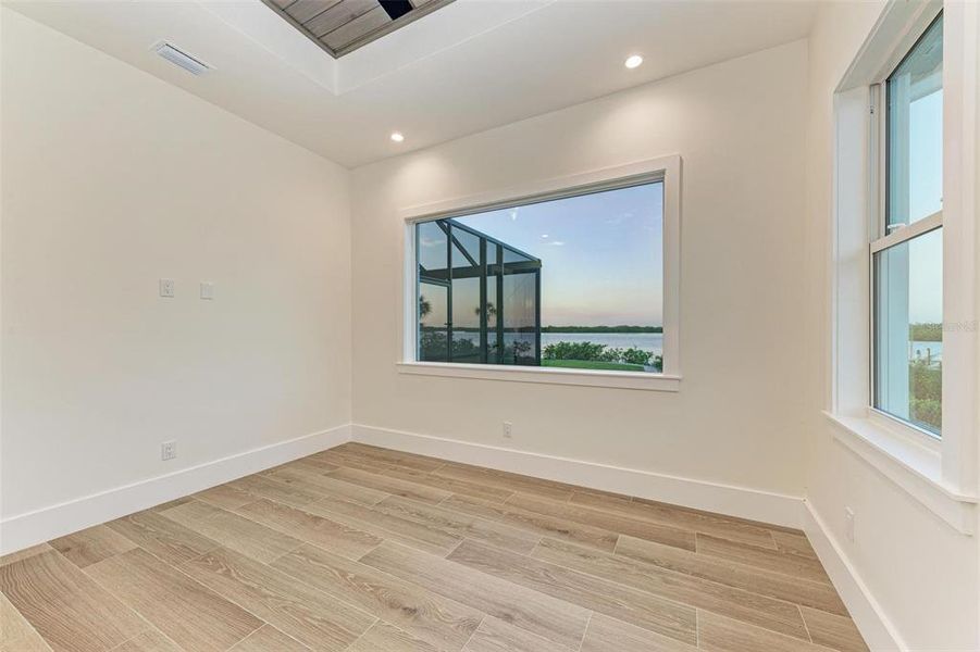 Spacious, unfurnished interior of a new home in , Punta Gorda (Image 43). Spacious, unfurnished interior of a new home in , Punta Gorda (Image 43).