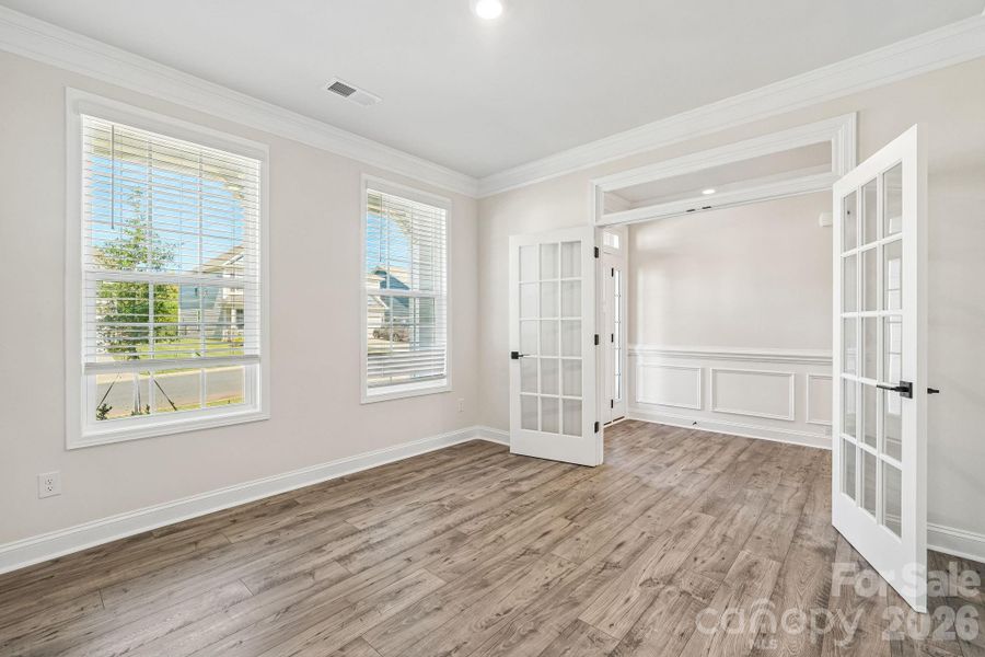 Spacious, unfurnished interior of a new home in Sylvan Creek, Denver (Image 36). Spacious, unfurnished interior of a new home in Sylvan Creek, Denver (Image 36).