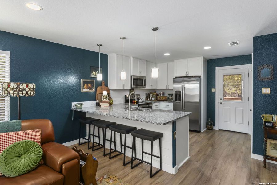 Furnished interior view inside a new home in , Bandera (Image 17).