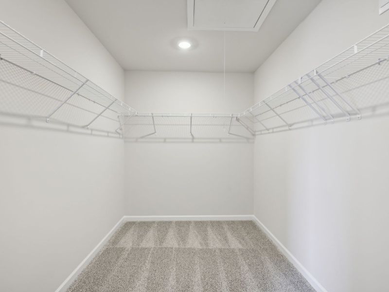 Spacious, unfurnished interior of a new home in Northwoods at Mirror Lake, Villa Rica (Image 23).