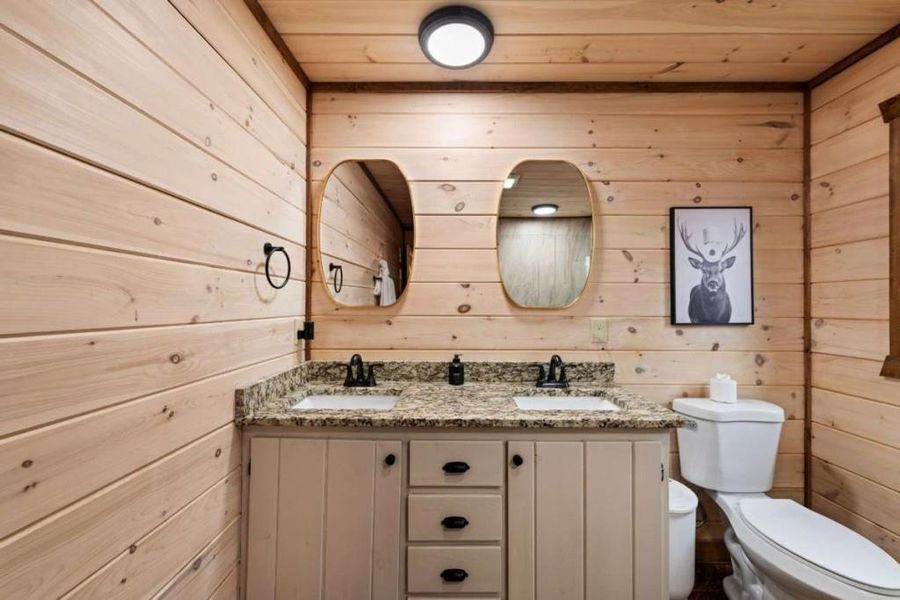 Furnished interior view inside a new home in , Blue Ridge (Image 28).