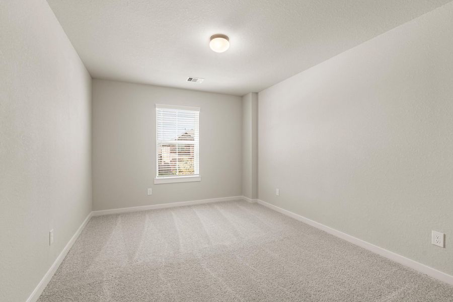 Spacious, unfurnished interior of a new home in Grand Oaks – The Cove, Houston (Image 21). Spacious, unfurnished interior of a new home in Grand Oaks – The Cove, Houston (Image 21).