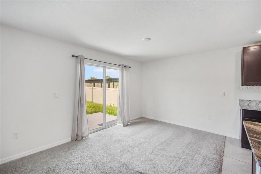 Spacious, unfurnished interior of a new home in Abbott Park, Zephyrhills (Image 14).