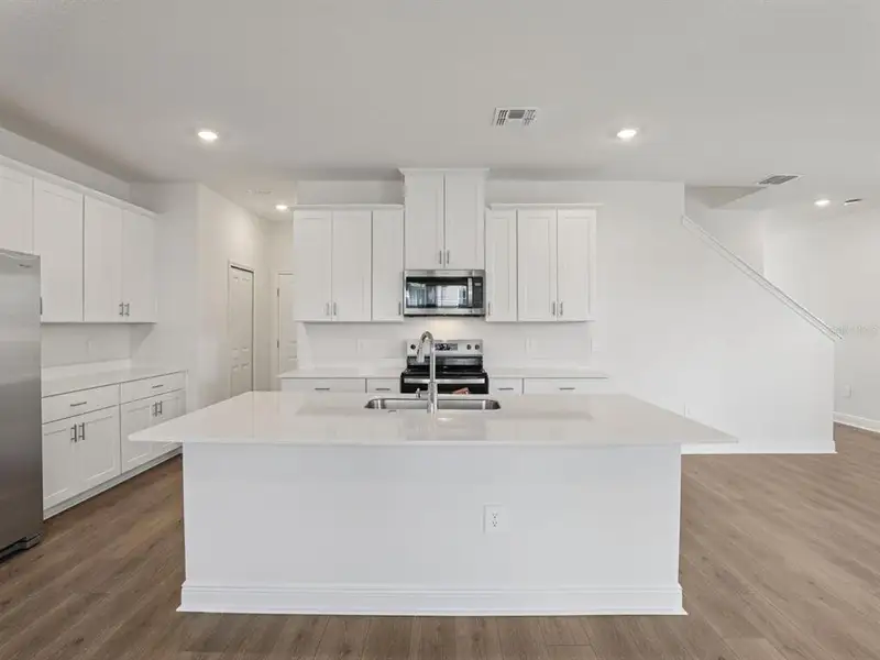 Furnished interior view inside a new home in Cyrene at Minneola, Minneola (Image 5).