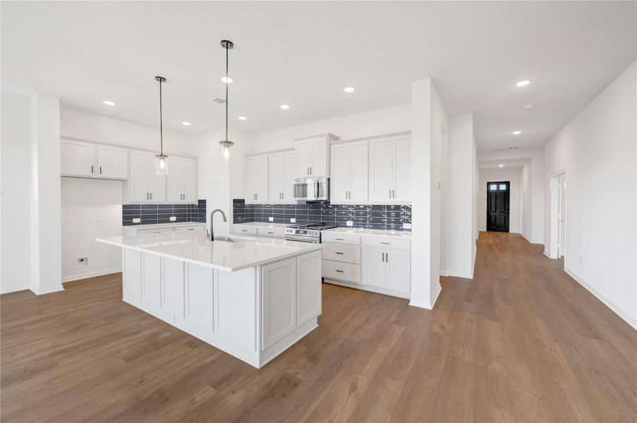 Furnished interior view inside a new home in The Grand Prairie 50’, Hockley (Image 15).
