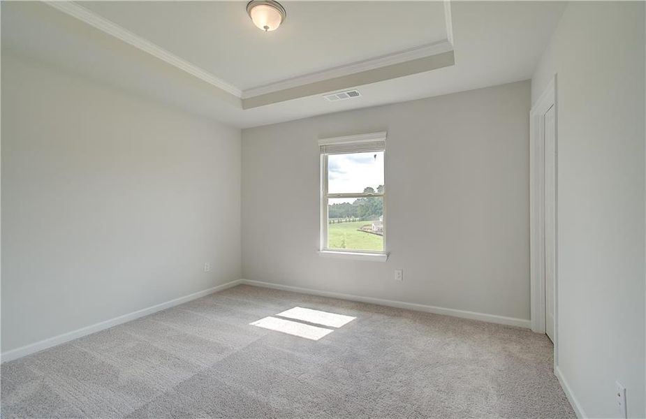 Spacious, unfurnished interior of a new home in Grandview at Millers Mill, Stockbridge (Image 23).