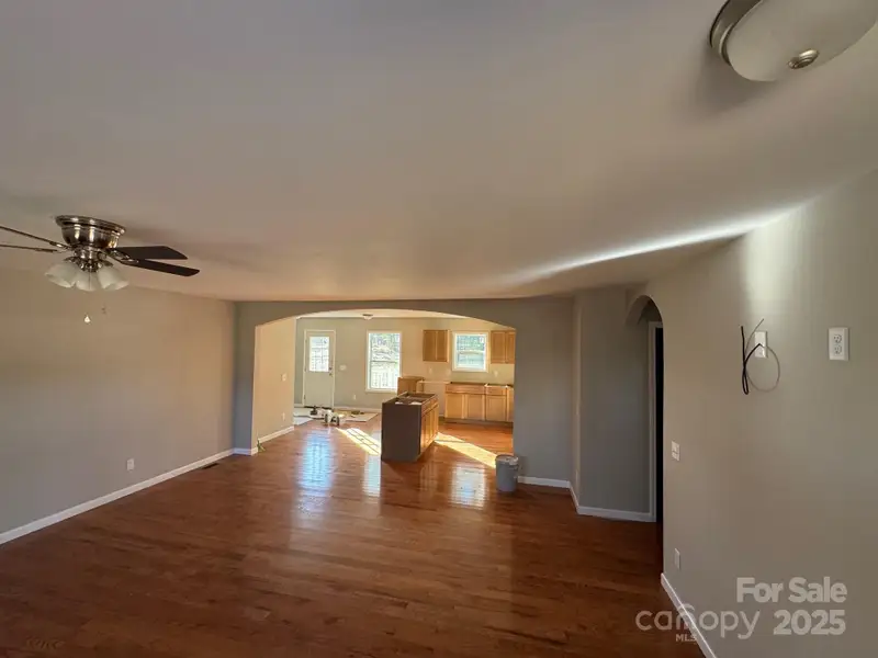 Spacious, unfurnished interior of a new home in , Granite Falls (Image 5).