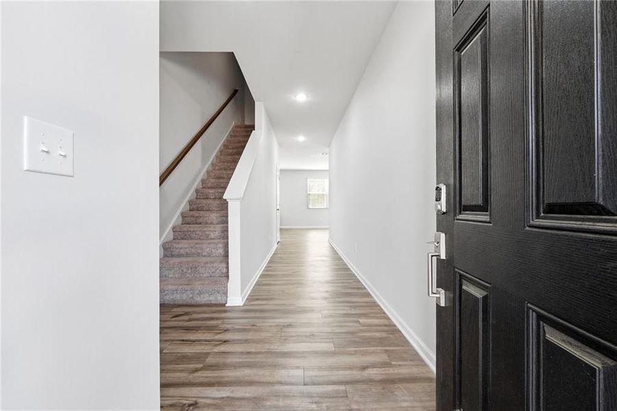 Spacious, unfurnished interior of a new home in Alcovy Trace, Lawrenceville (Image 14).