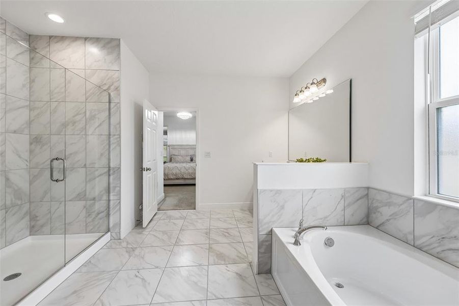 Furnished interior view inside a new home in , Mount Dora (Image 19).