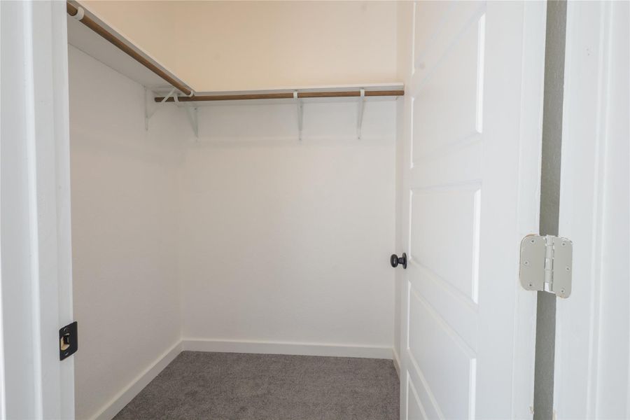 Spacious, unfurnished interior of a new home in , Conroe (Image 14).