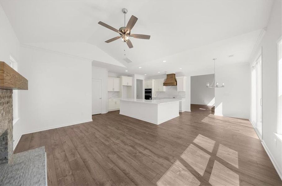 Spacious, unfurnished interior of a new home in , Gainesville (Image 41).