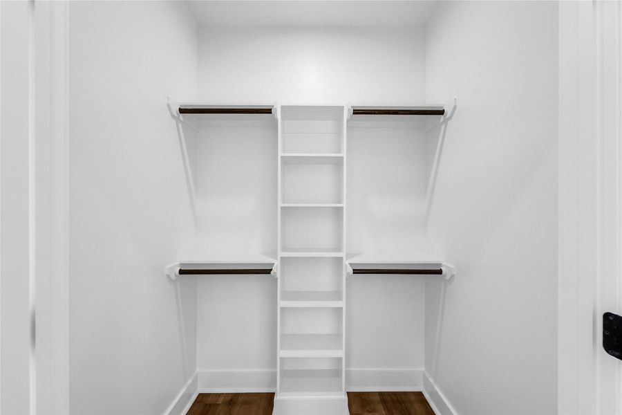 Spacious, unfurnished interior of a new home in , Brookeland (Image 25).
