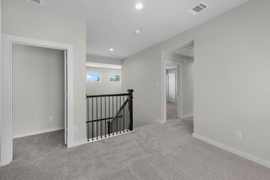 Spacious, unfurnished interior of a new home in Cypresswood Landing, Humble (Image 11). Spacious, unfurnished interior of a new home in Cypresswood Landing, Humble (Image 11).