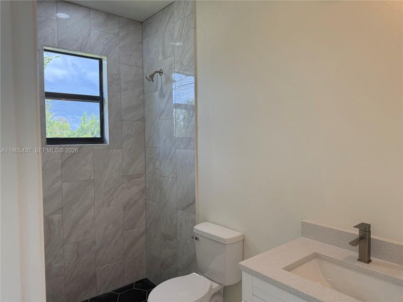 Furnished interior view inside a new home in , Lehigh Acres (Image 3).