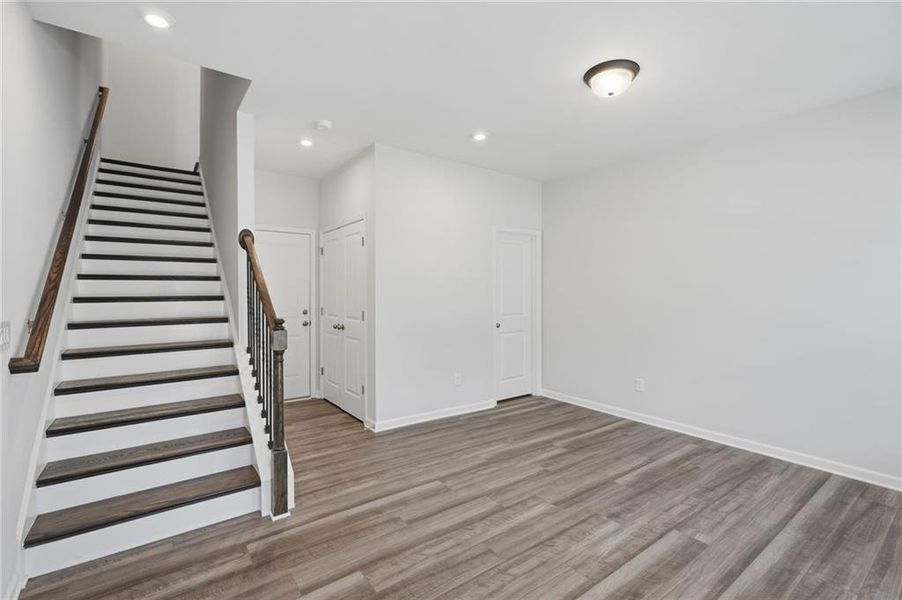 Spacious, unfurnished interior of a new home in , Atlanta (Image 19).