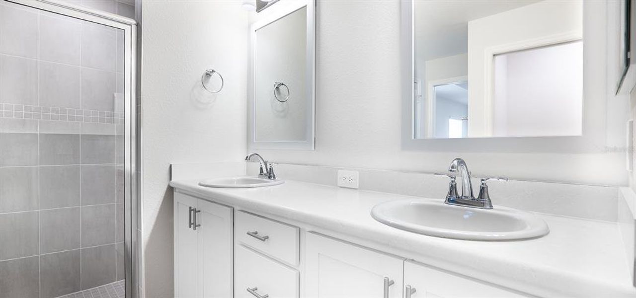 Image 12 of a home in Summerlake Estates.