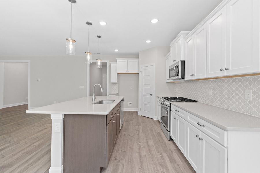Representative furnished interior of a home built from the The Chandler by RobuckHomes in Baylee Ridge, Selma (Image 111).