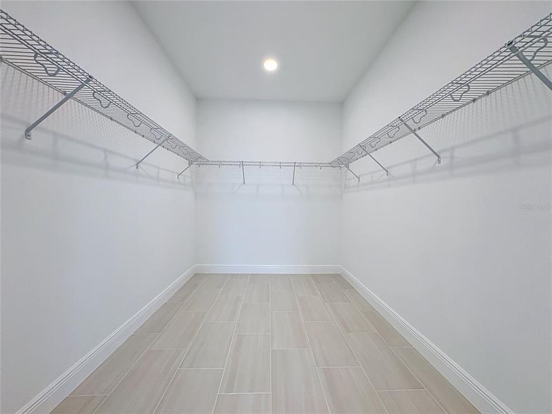 Spacious, unfurnished interior of a new home in Watercolor Place, Bradenton (Image 63). Spacious, unfurnished interior of a new home in Watercolor Place, Bradenton (Image 63).