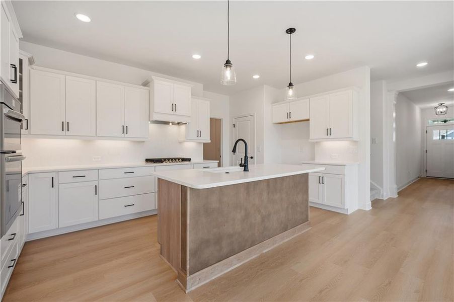 Furnished interior view inside a new home in Echols Farm, Hiram (Image 13).