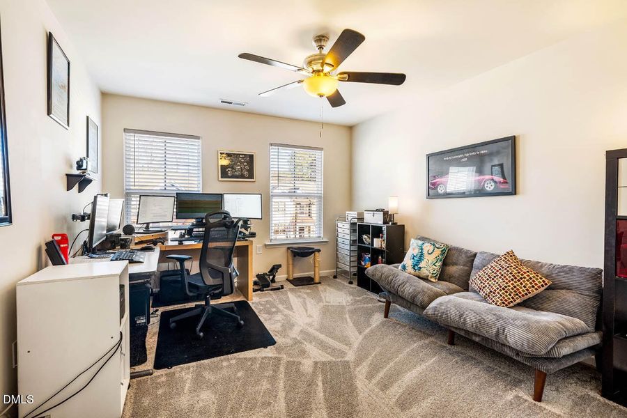 209ParkerStationAve-039