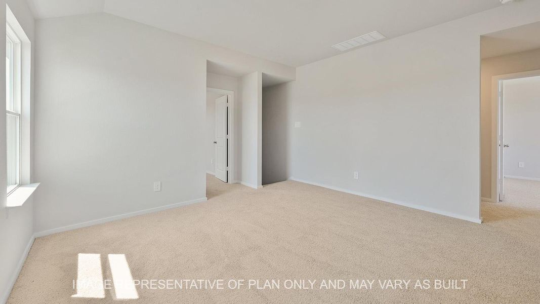 Spacious, unfurnished interior of a new home in Midtown Reserve, College Station (Image 18).