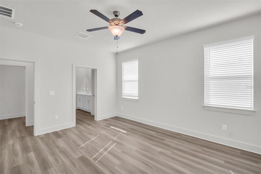 Spacious, unfurnished interior of a new home in Emerald Fields, Hudson (Image 21).