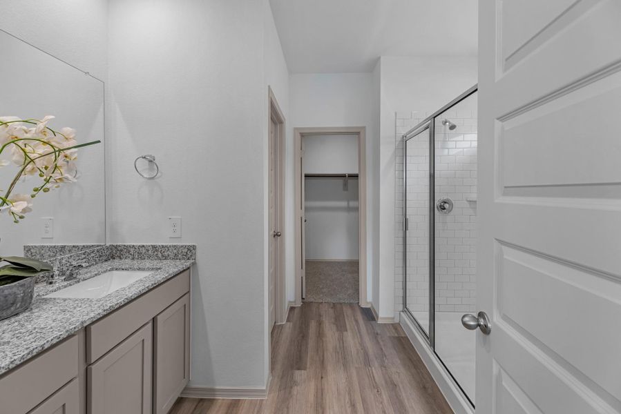 Furnished interior view inside a new home in Springwood, Beaumont (Image 26).