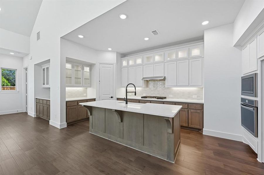 Furnished interior view inside a new home in The Parks at Wilson Creek: 50ft. lots, Celina (Image 6). Furnished interior view inside a new home in The Parks at Wilson Creek: 50ft. lots, Celina (Image 6).