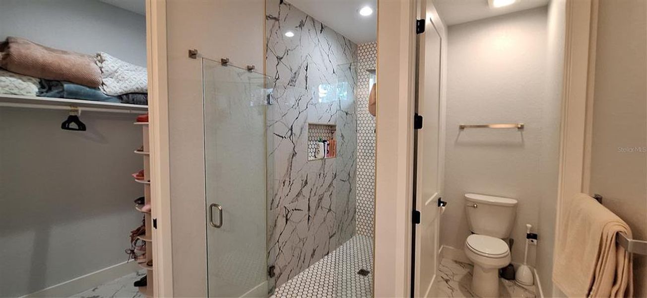 Furnished interior view inside a new home in , Webster (Image 29).