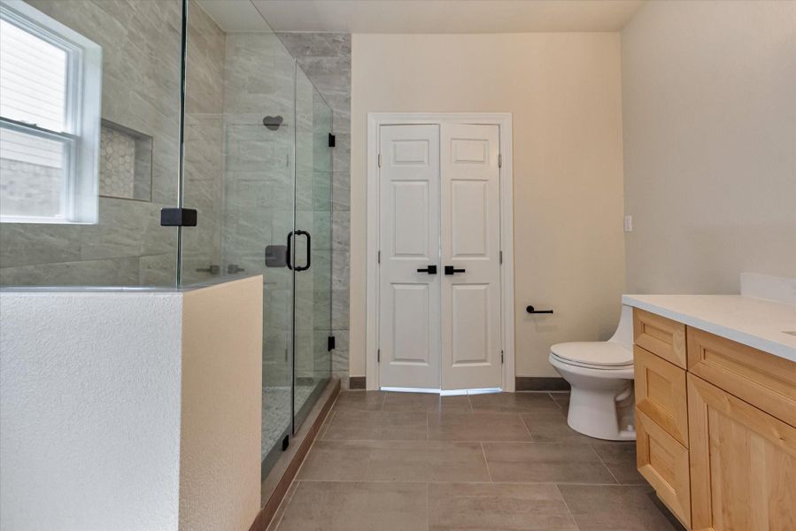 Furnished interior view inside a new home in , Livingston (Image 8).