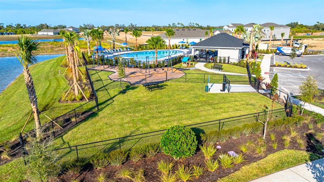 Community amenities in Indigo Creek, Apollo Beach (Image 73).