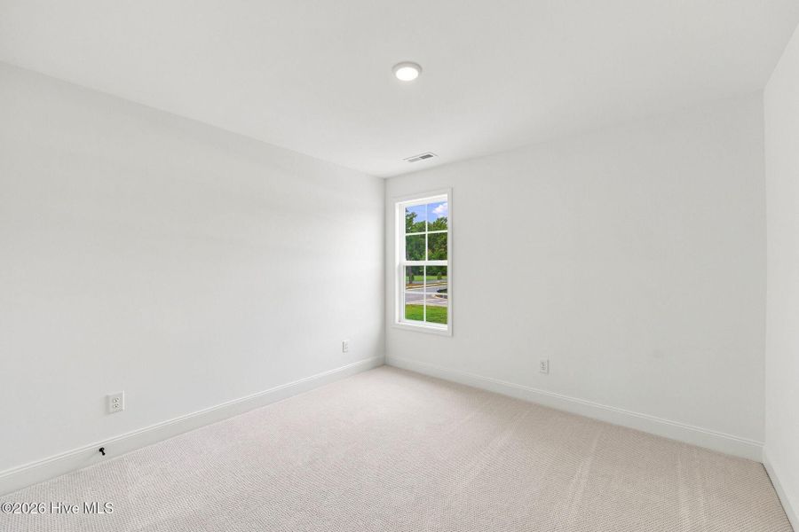 Spacious, unfurnished interior of a new home in Legacy Lakes, Aberdeen (Image 32).