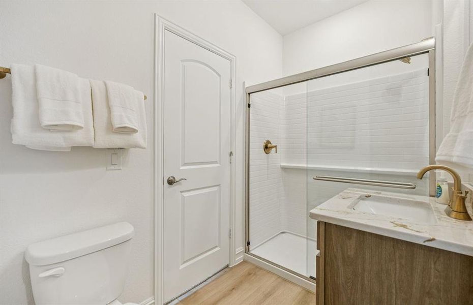 Secondary bathroom *model representation