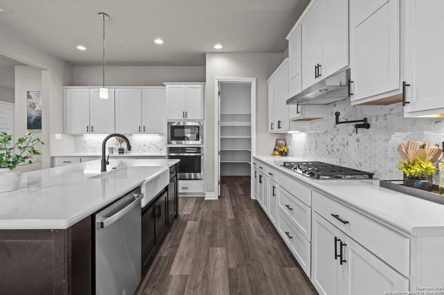 Furnished interior view inside a new home in Legacy at Lake Dunlap, New Braunfels (Image 15).