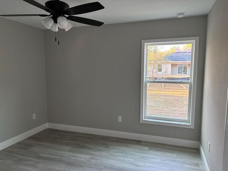 Spacious, unfurnished interior of a new home in , Citrus Springs (Image 21).