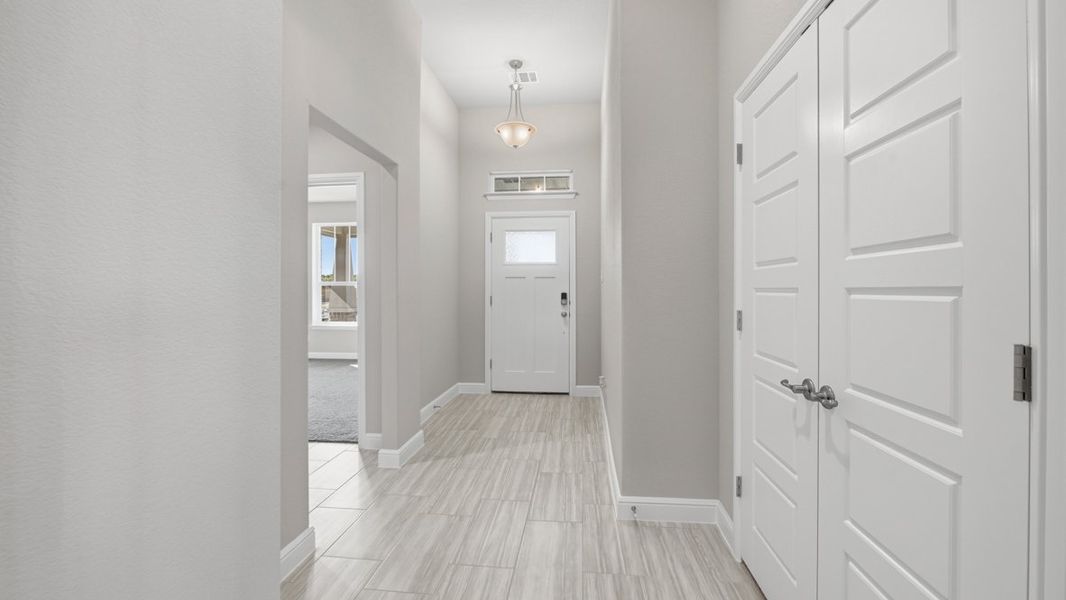 Spacious, unfurnished interior of a new home in Treeline, Justin (Image 37). Spacious, unfurnished interior of a new home in Treeline, Justin (Image 37).