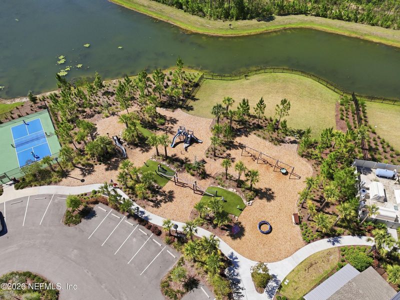 Community amenities in Tributary, Yulee (Image 45).