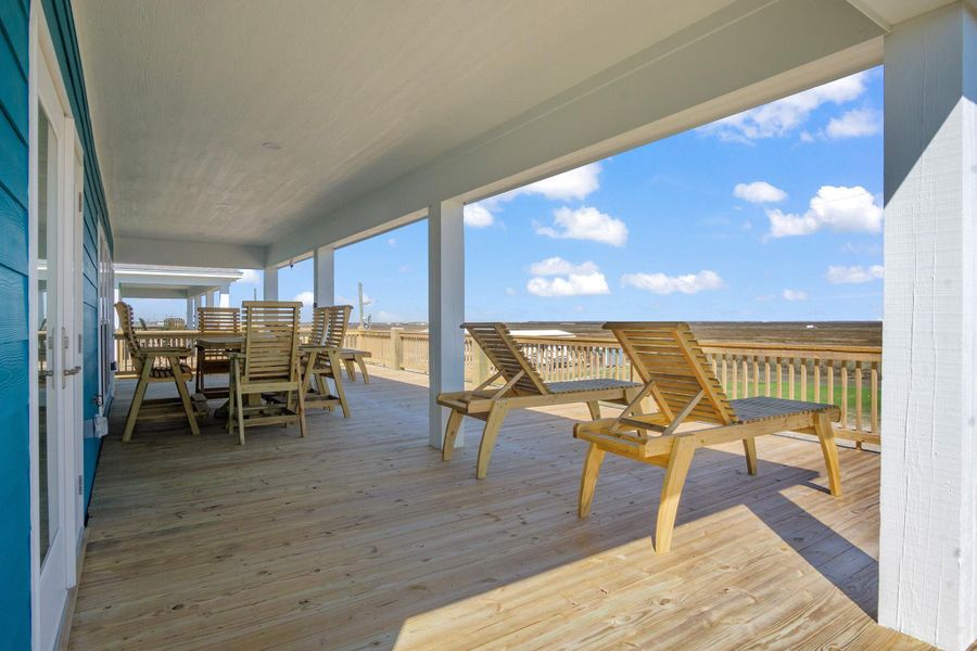 Exterior details and patio area of a home in , Bolivar (Image 22).