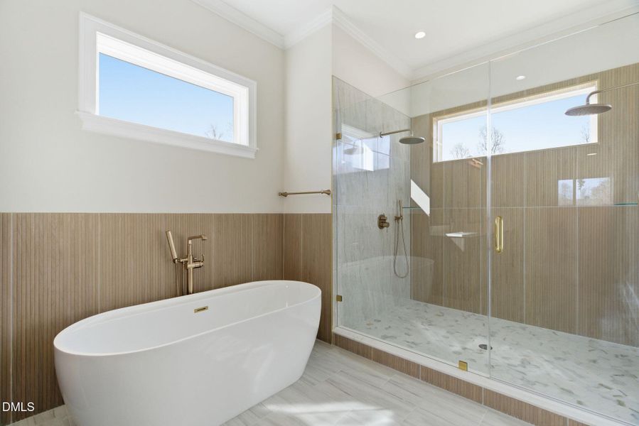36-web-or-mls-4205 Limerick Dr-36