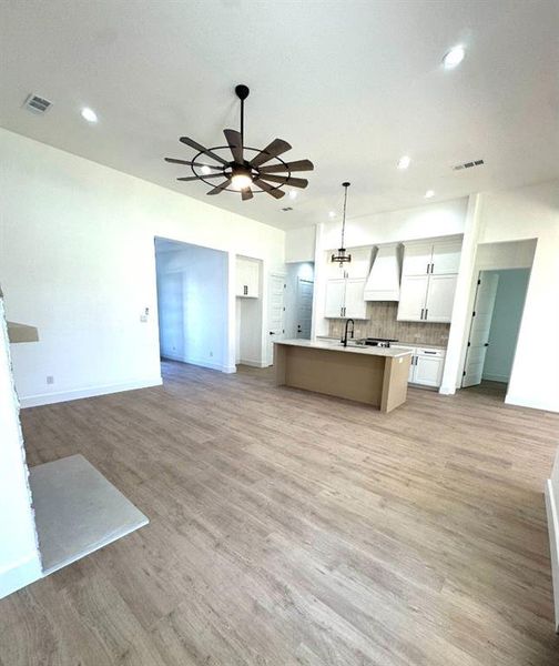 Spacious, unfurnished interior of a new home in , Springtown (Image 16).
