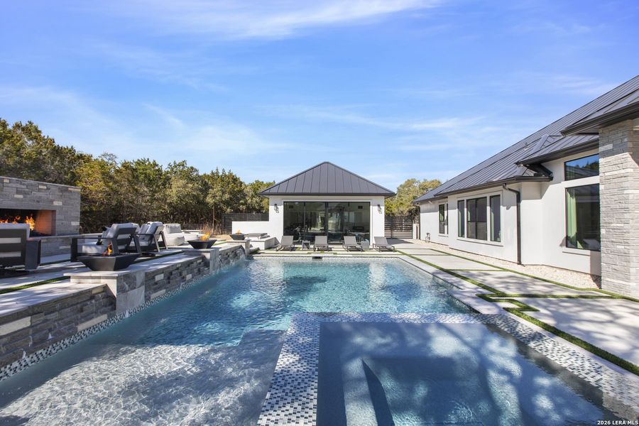 Exterior details and patio area of a home in , Fair Oaks Ranch (Image 20).
