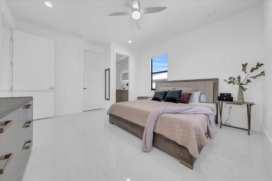Furnished interior view inside a new home in , Lehigh Acres (Image 16). Furnished interior view inside a new home in , Lehigh Acres (Image 16).