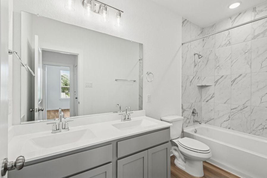 Furnished interior view inside a new home in Miller's Pond, Rosenberg (Image 7). Furnished interior view inside a new home in Miller's Pond, Rosenberg (Image 7).