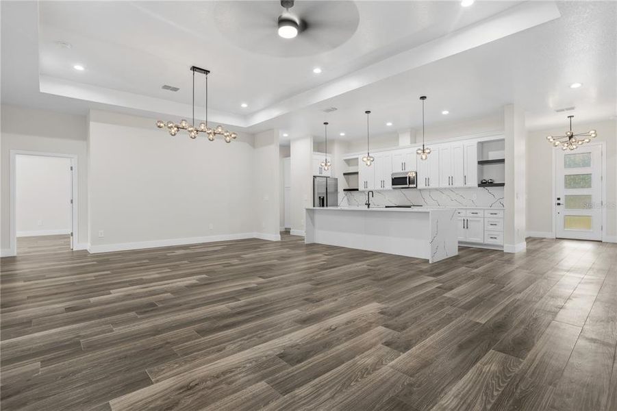 Spacious, unfurnished interior of a new home in , Eustis (Image 23).