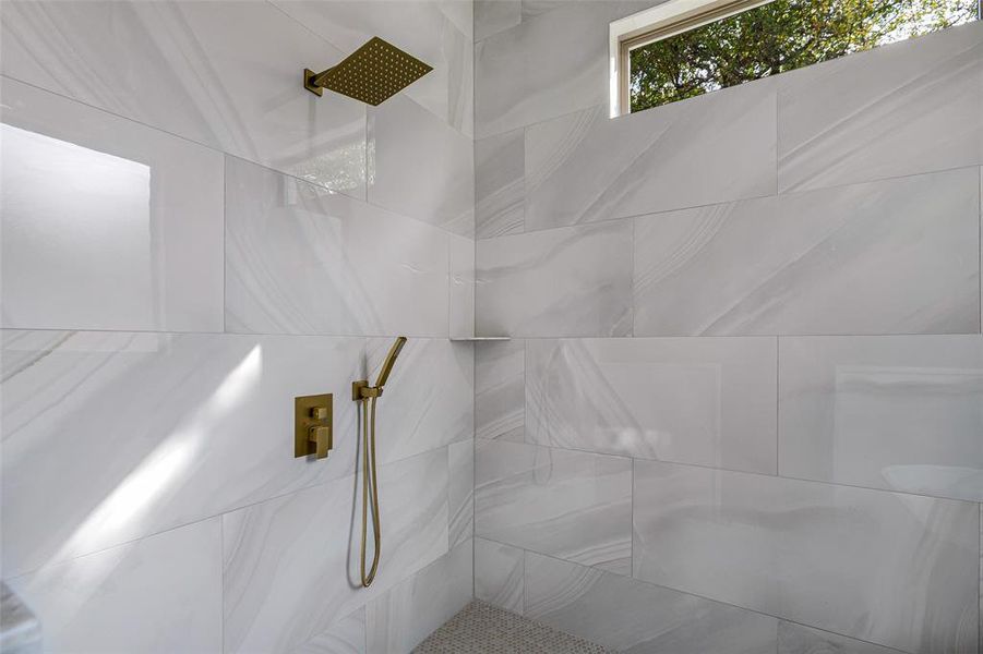 Furnished interior view inside a new home in , Granbury (Image 16).