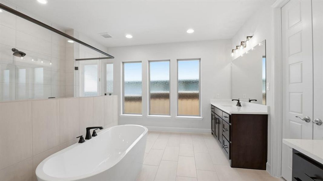 Furnished interior view inside a new home in Terraces, Rockwall (Image 16).