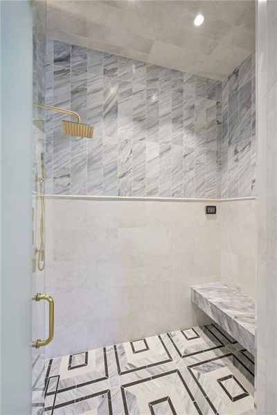 Spacious, unfurnished interior of a new home in , Atlanta (Image 26). Spacious, unfurnished interior of a new home in , Atlanta (Image 26).