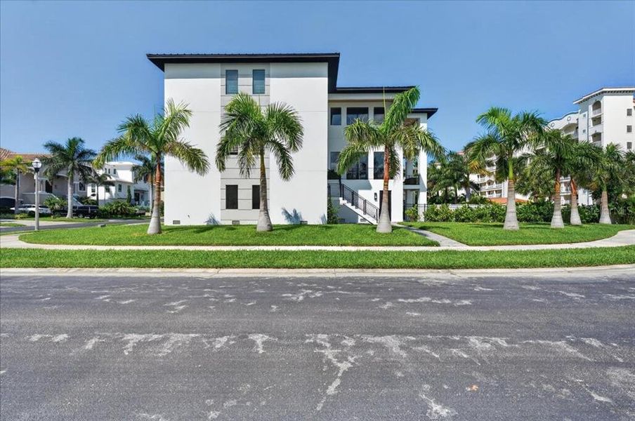 Exterior details and patio area of a home in , Redington Shores (Image 32).