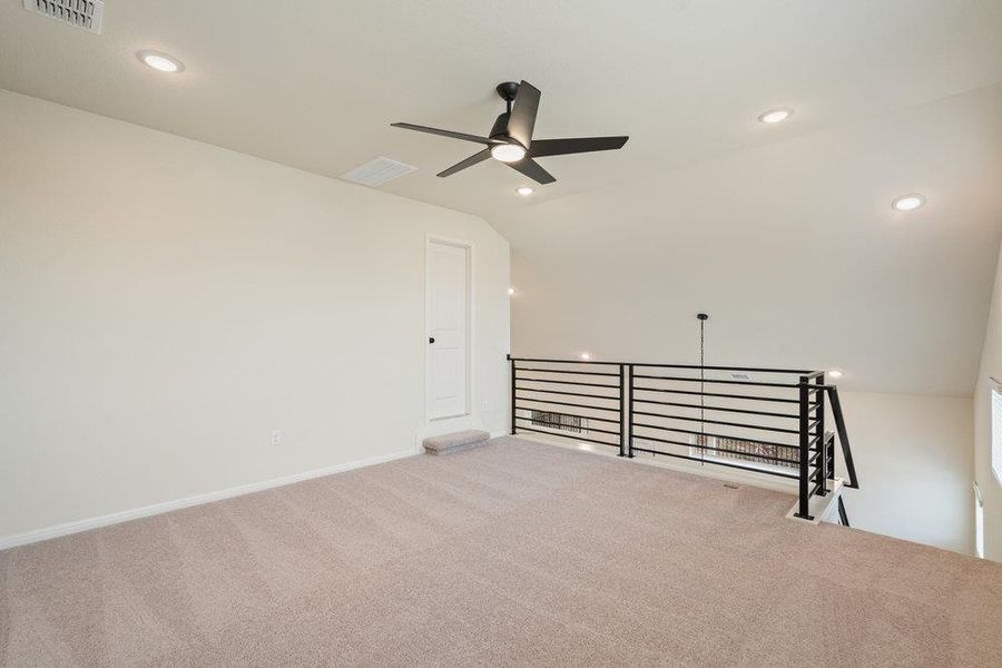 Spacious, unfurnished interior of a new home in Foxfield, Austin (Image 15). Spacious, unfurnished interior of a new home in Foxfield, Austin (Image 15).
